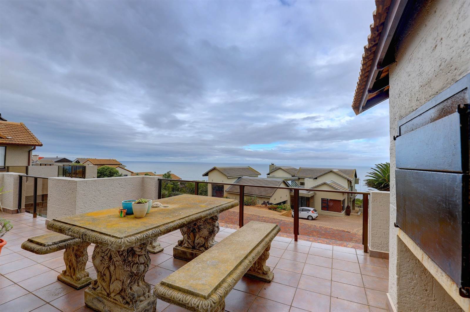 3 Bed Townhouse in Mossel Bay Golf Estate photo number 11