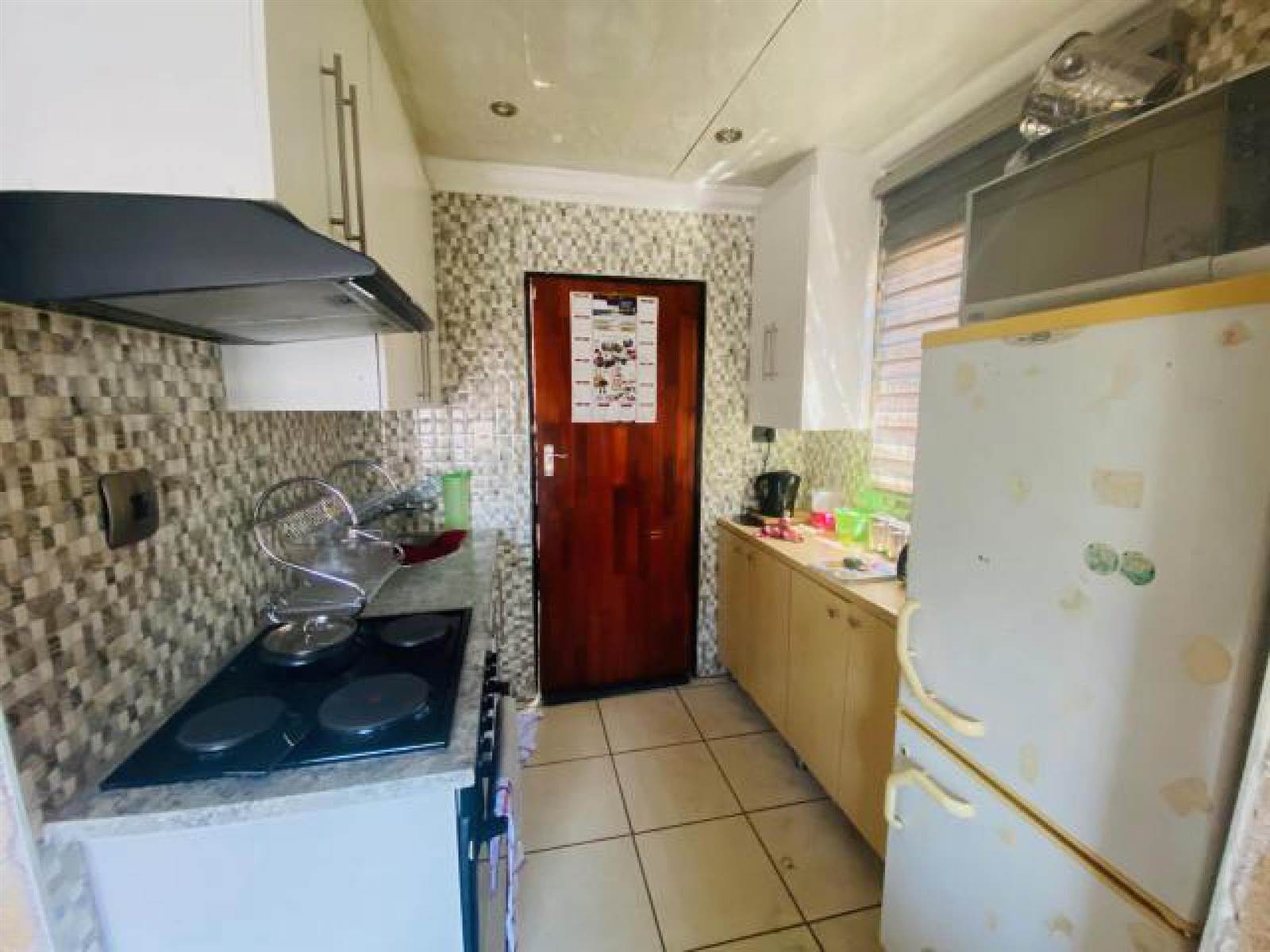 2 Bed House in Naturena photo number 9