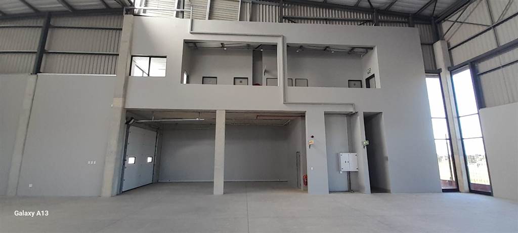870  m² Commercial space in Pacaltsdorp photo number 10