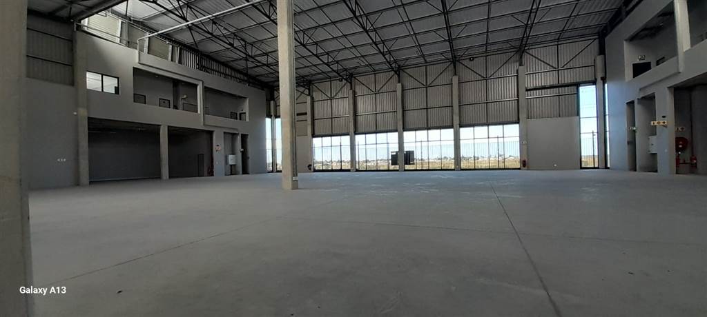 870  m² Commercial space in Pacaltsdorp photo number 16