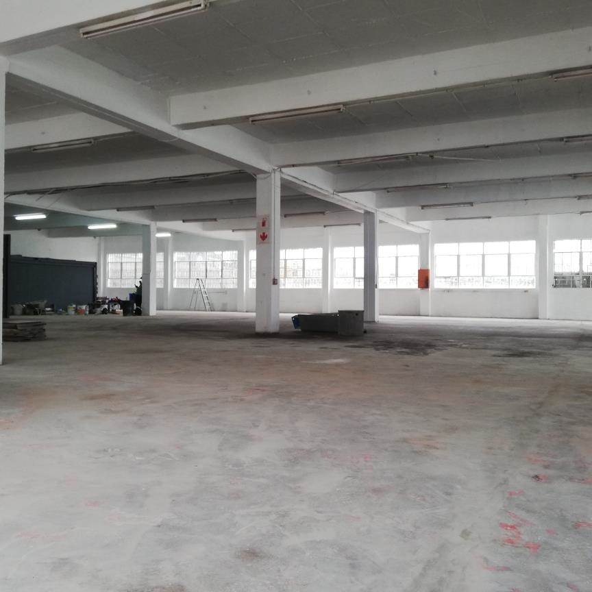 980  m² Industrial space in Mountain Ridge photo number 17
