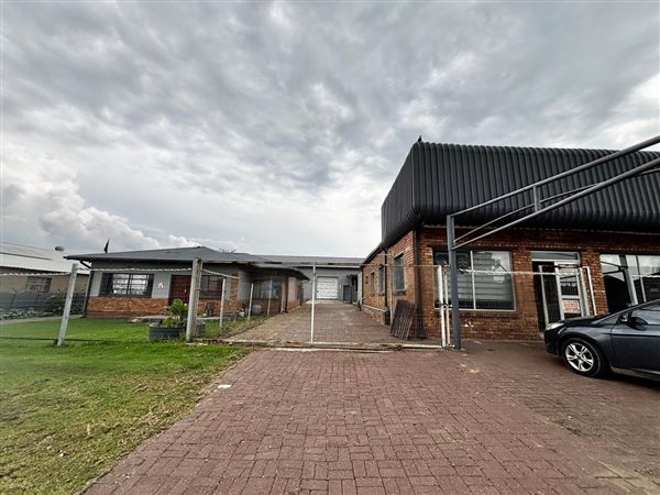 103 m² Commercial space 103 m² Commercial space