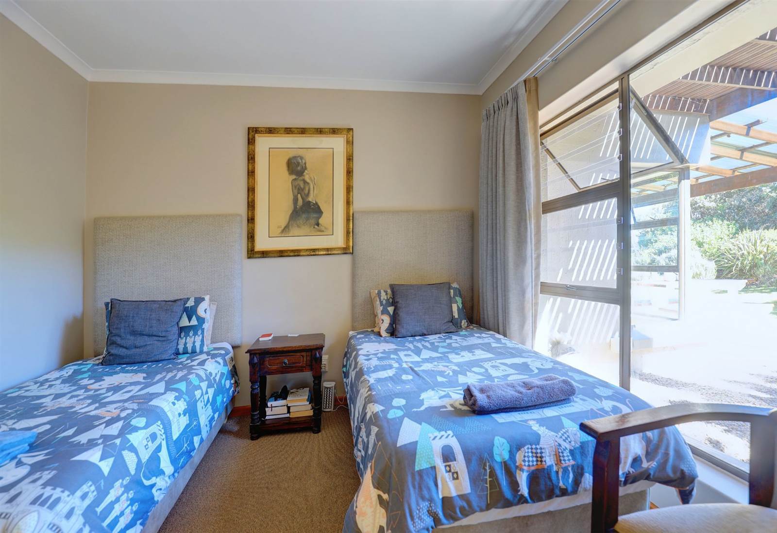 5 Bed House in Mossel Bay Golf Estate photo number 26