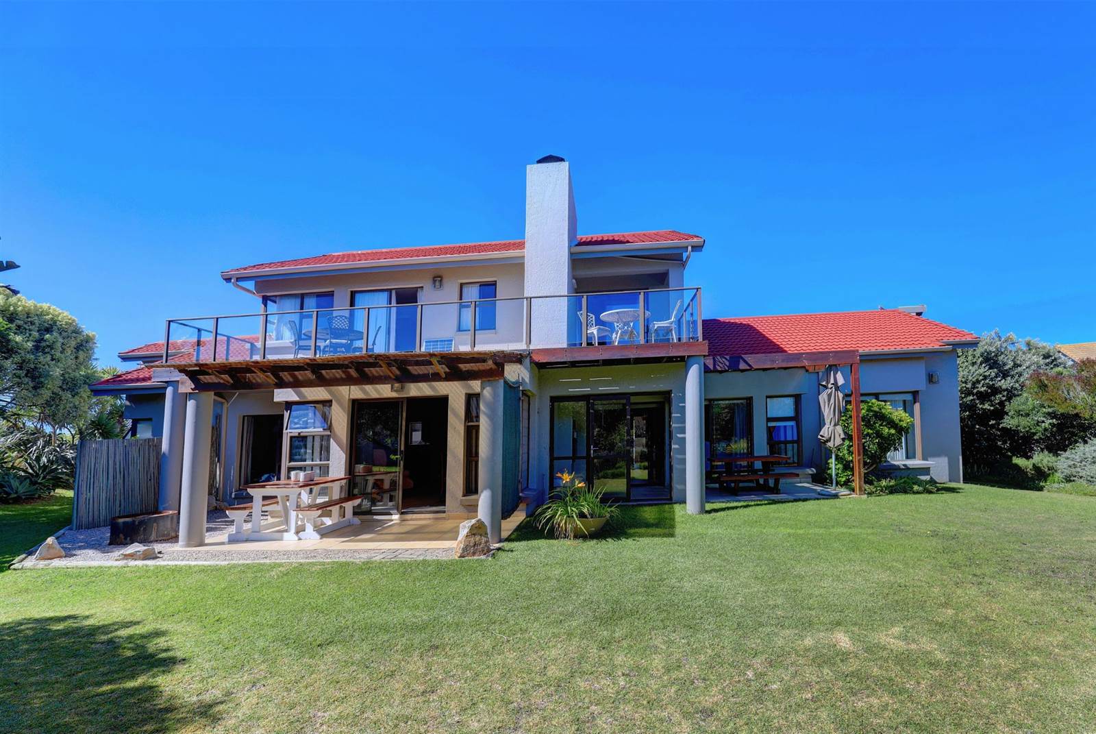 5 Bed House in Mossel Bay Golf Estate photo number 1