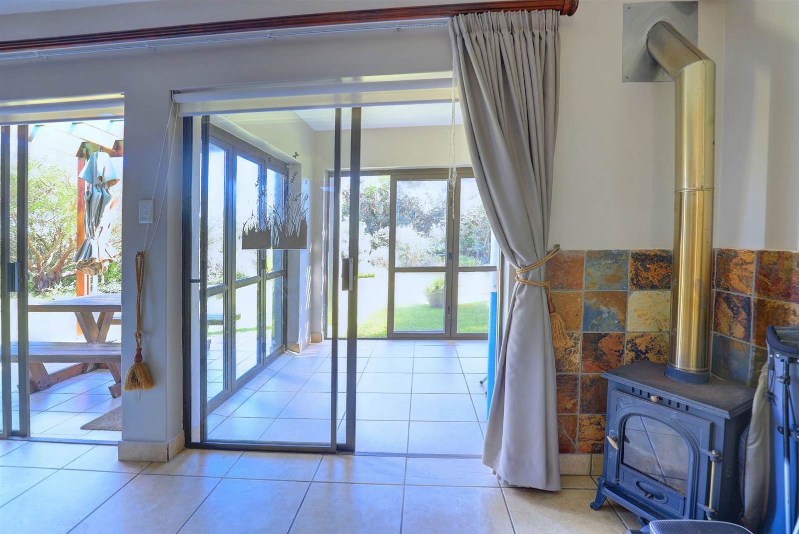 5 Bed House in Mossel Bay Golf Estate photo number 5