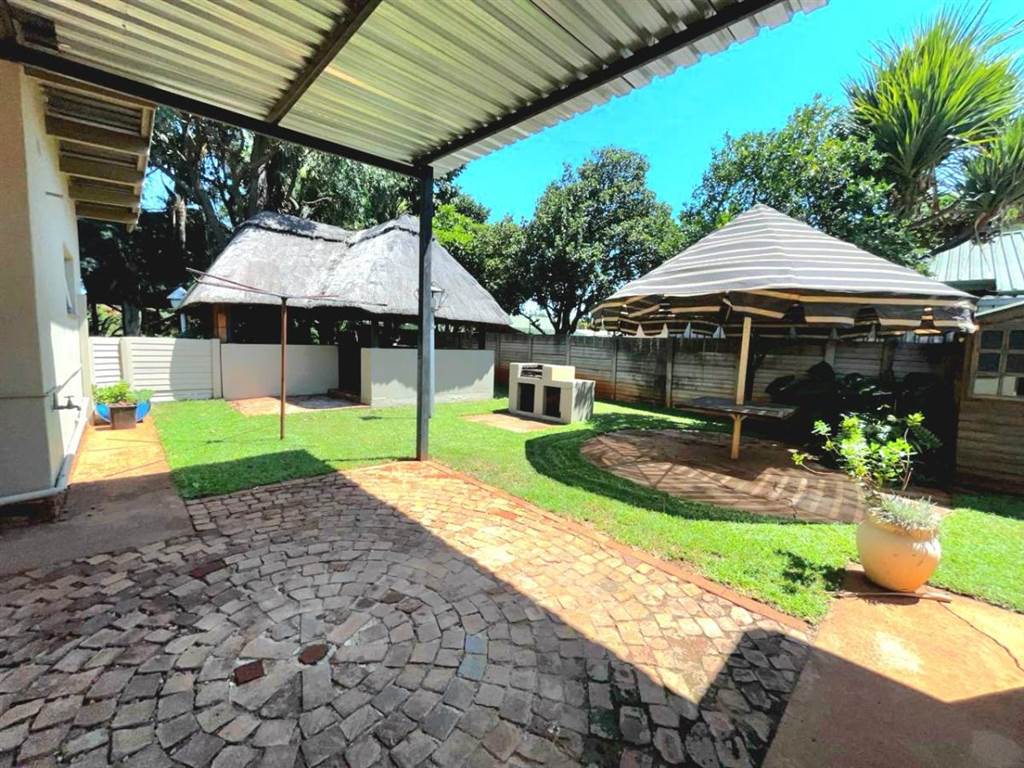 5 Bed House in Pretoria North photo number 1