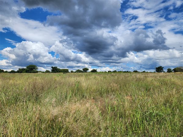 8.6 ha Smallholding 8.6 ha Smallholding
