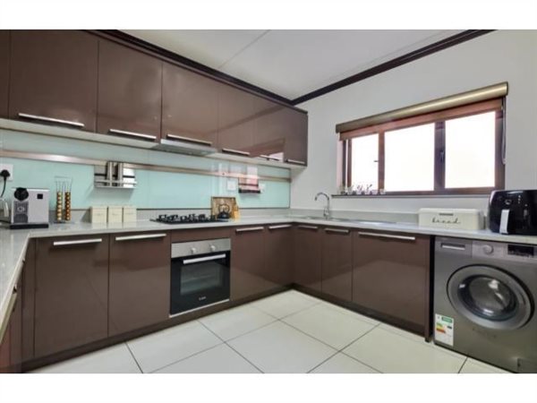 3 Bed Apartment