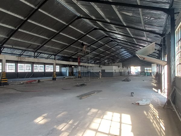 1 500  m² Industrial space