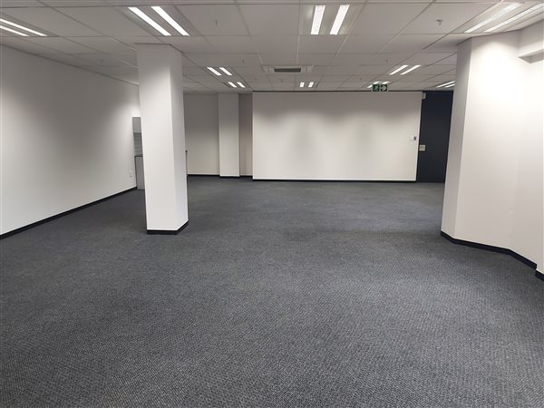 129  m² Commercial space in Parktown