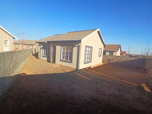 2 Bedroom House 2 Bedroom House