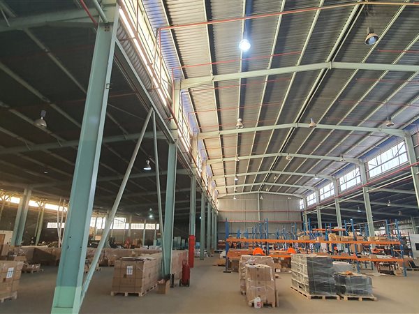 7 567 m² Industrial space 7 567 m² Industrial space
