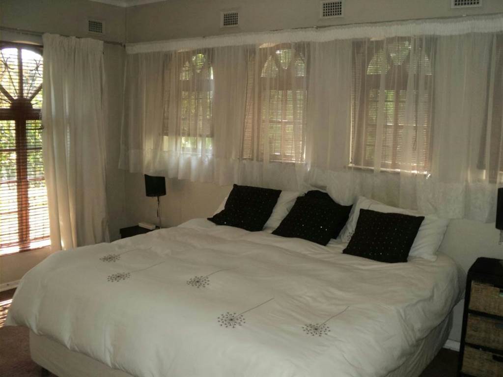 3 Bed House in Port Shepstone photo number 6