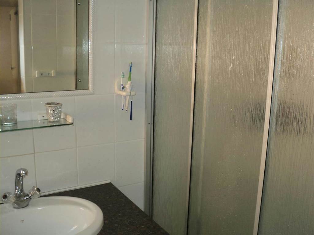 3 Bed House in Port Shepstone photo number 19