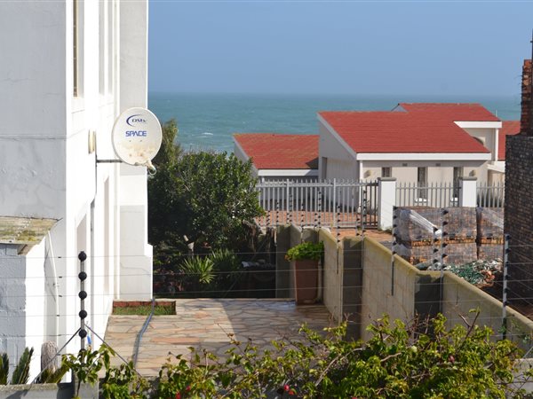 3 Bedroom House 3 Bedroom House
