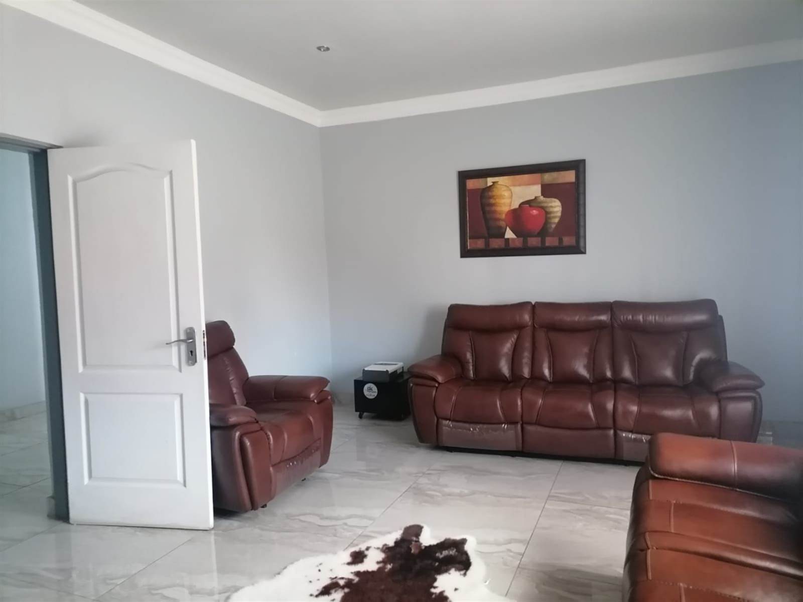 4 Bed House in Katlehong photo number 12