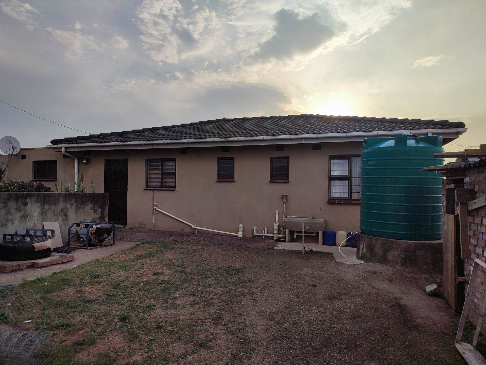 3 Bed House in Umlazi photo number 29