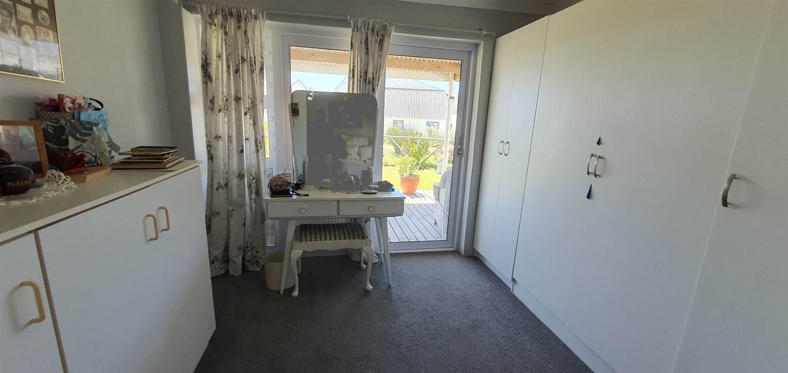 2 Bed House in Pringle Bay photo number 9
