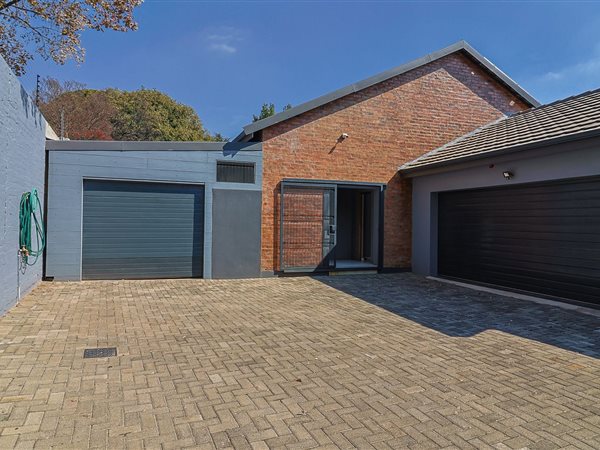 4 Bedroom House