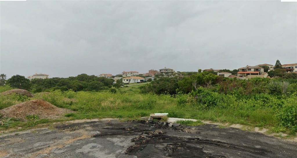 605 m² Land available in St Francis Bay photo number 2