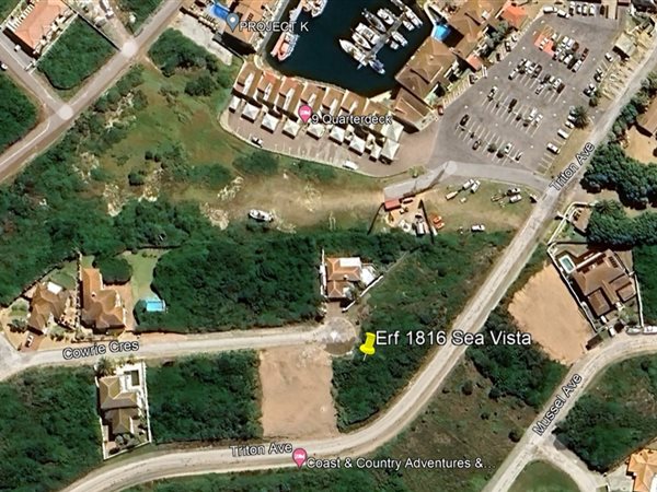 605 m² Land available in St Francis Bay
