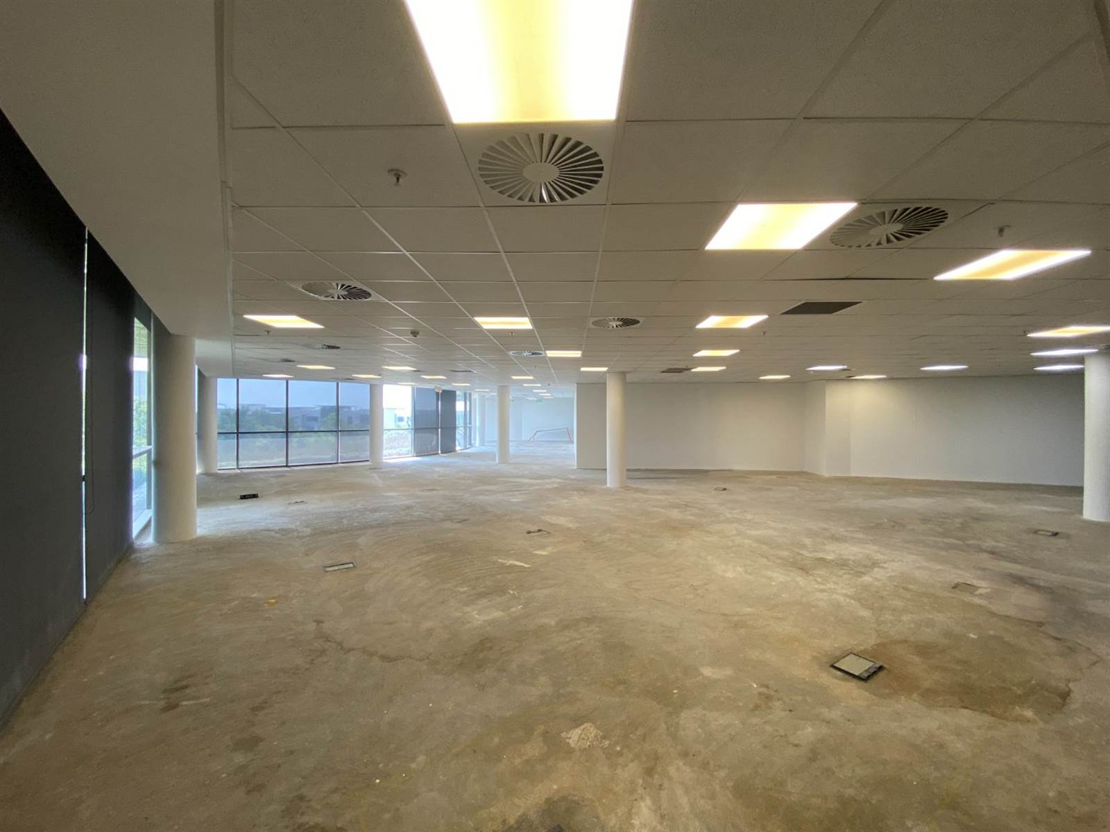 527  m² Office Space in Waterfall Estate photo number 14