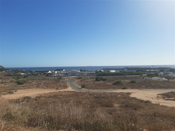 522 m² Land available in St Helena Bay