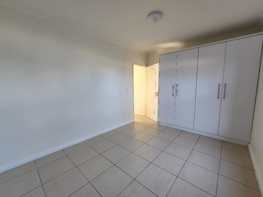 2 Bed Duplex in Protea Heights photo number 11