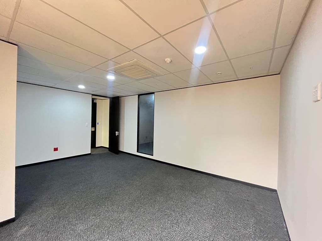 129  m² Commercial space in Parktown photo number 7
