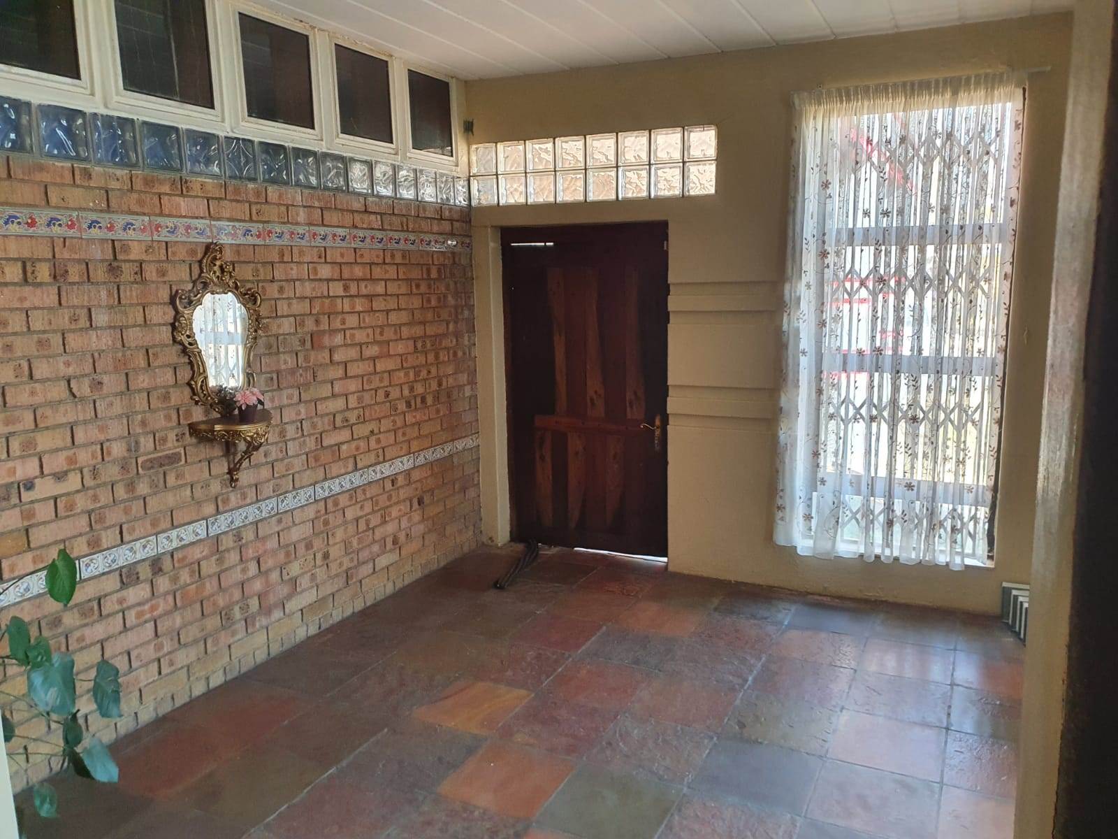 6 Bed House in Secunda photo number 30