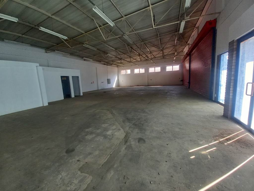 308  m² Industrial space in Hatfield photo number 2