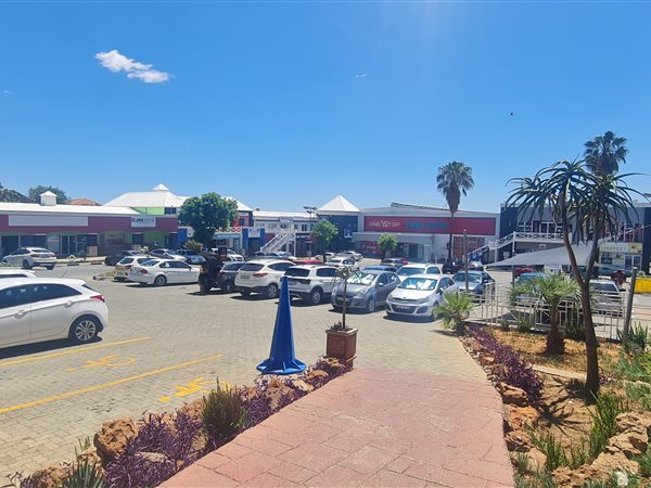 257  m² Retail Space