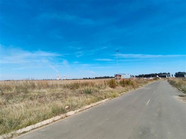 6227 m² Land available in Secunda