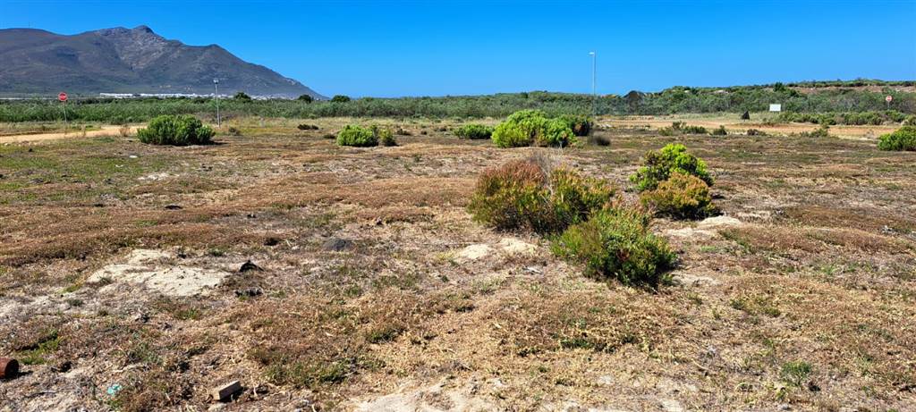 1807 m² Land available in Fisherhaven photo number 4