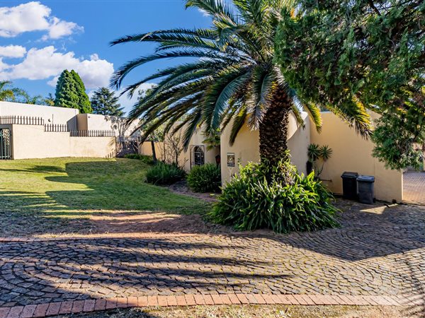 3 Bedroom House 3 Bedroom House