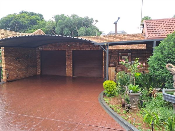 3 Bedroom House 3 Bedroom House