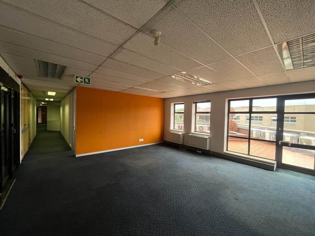 440  m² Commercial space in Braamfontein photo number 3