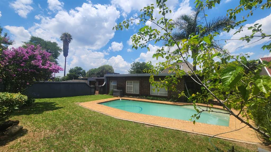 3 Bed House in Boksburg Central photo number 13