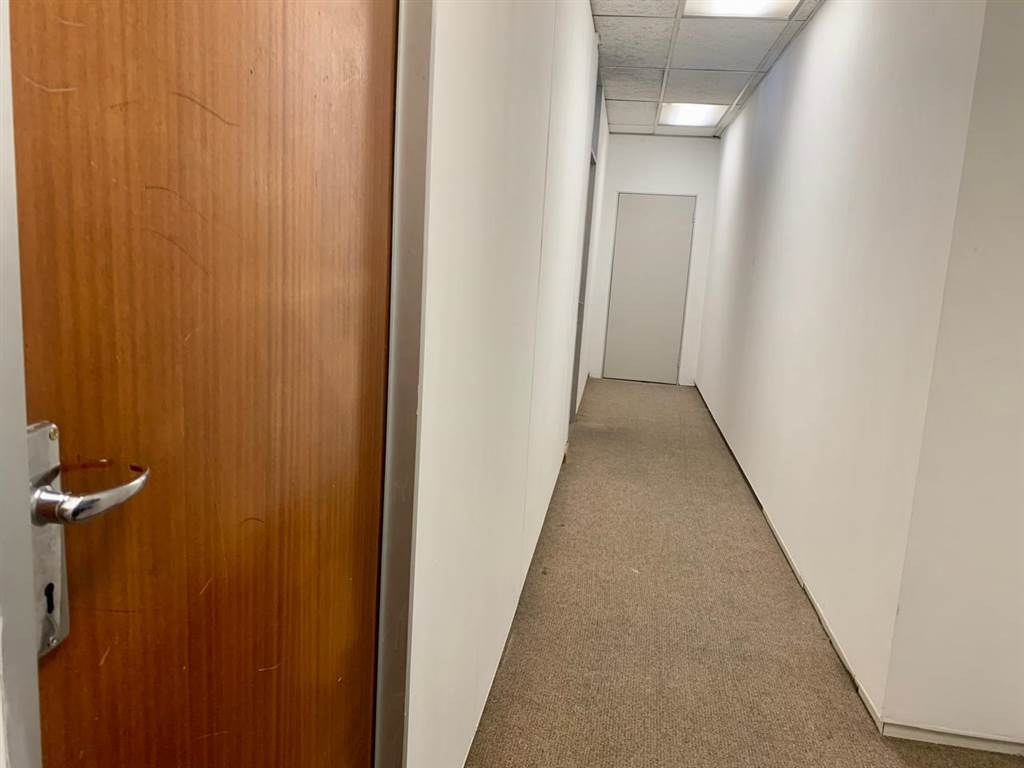 91  m² Office Space in Craighall photo number 10