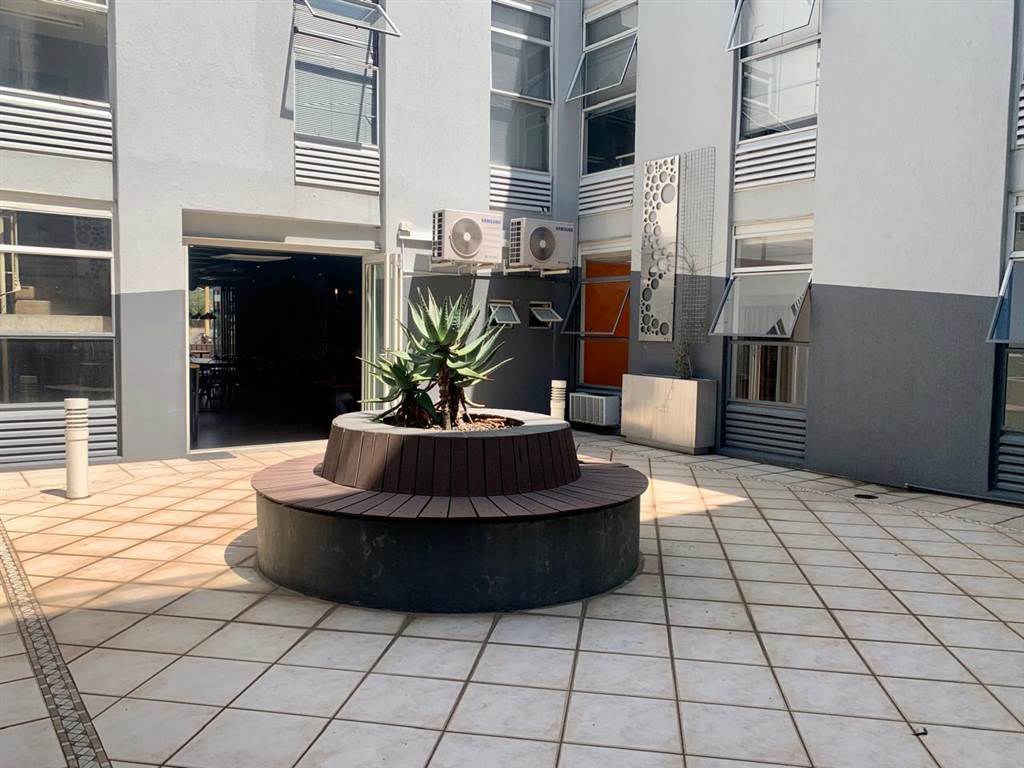 91  m² Office Space in Craighall photo number 4