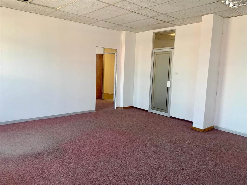 91  m² Office Space in Craighall photo number 9
