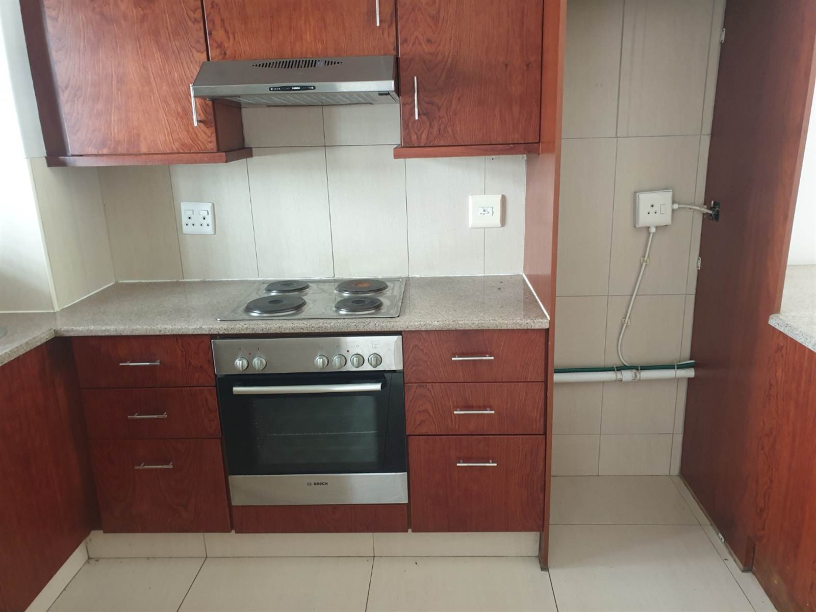 2 Bed Apartment in Umhlanga Rocks photo number 9