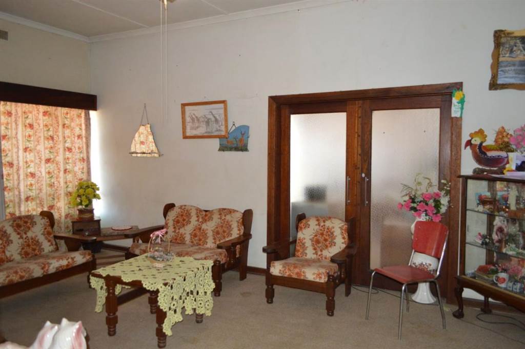 4 Bed House in Upington photo number 5