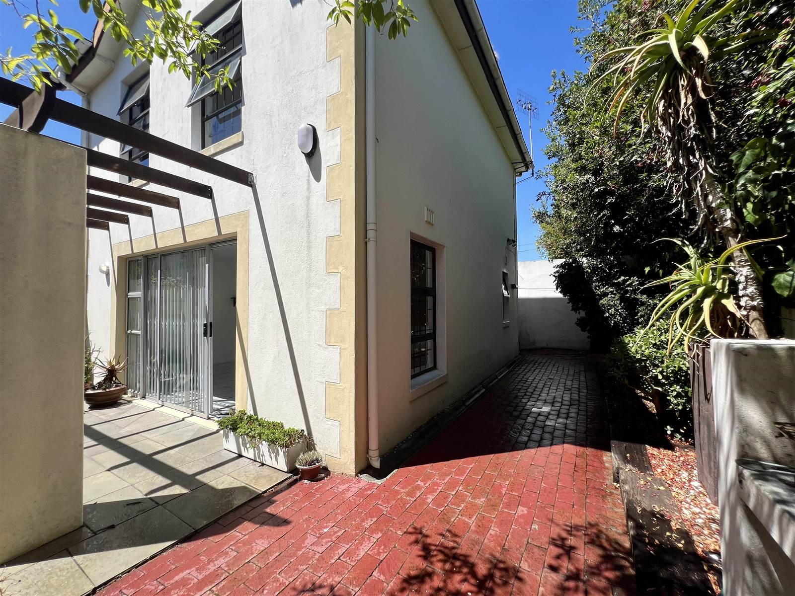 3 Bed Townhouse in Rondebosch photo number 29