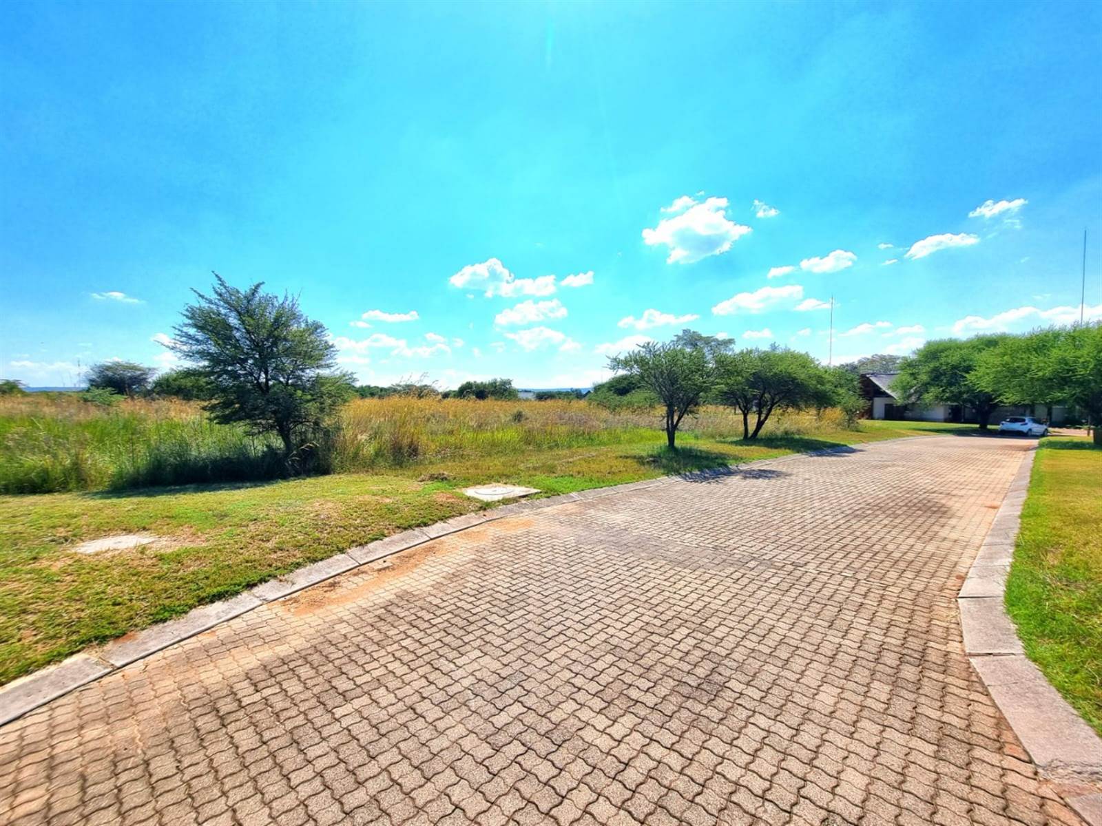 2000 m² Land available in Koro Creek Golf Estate photo number 2