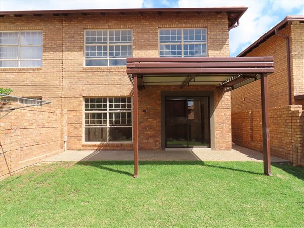 4 Bed Townhouse in Tijger Valley and surrounds