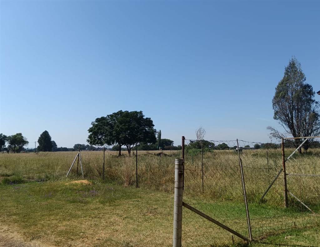 9 ha Farm in Zuurfontein photo number 14