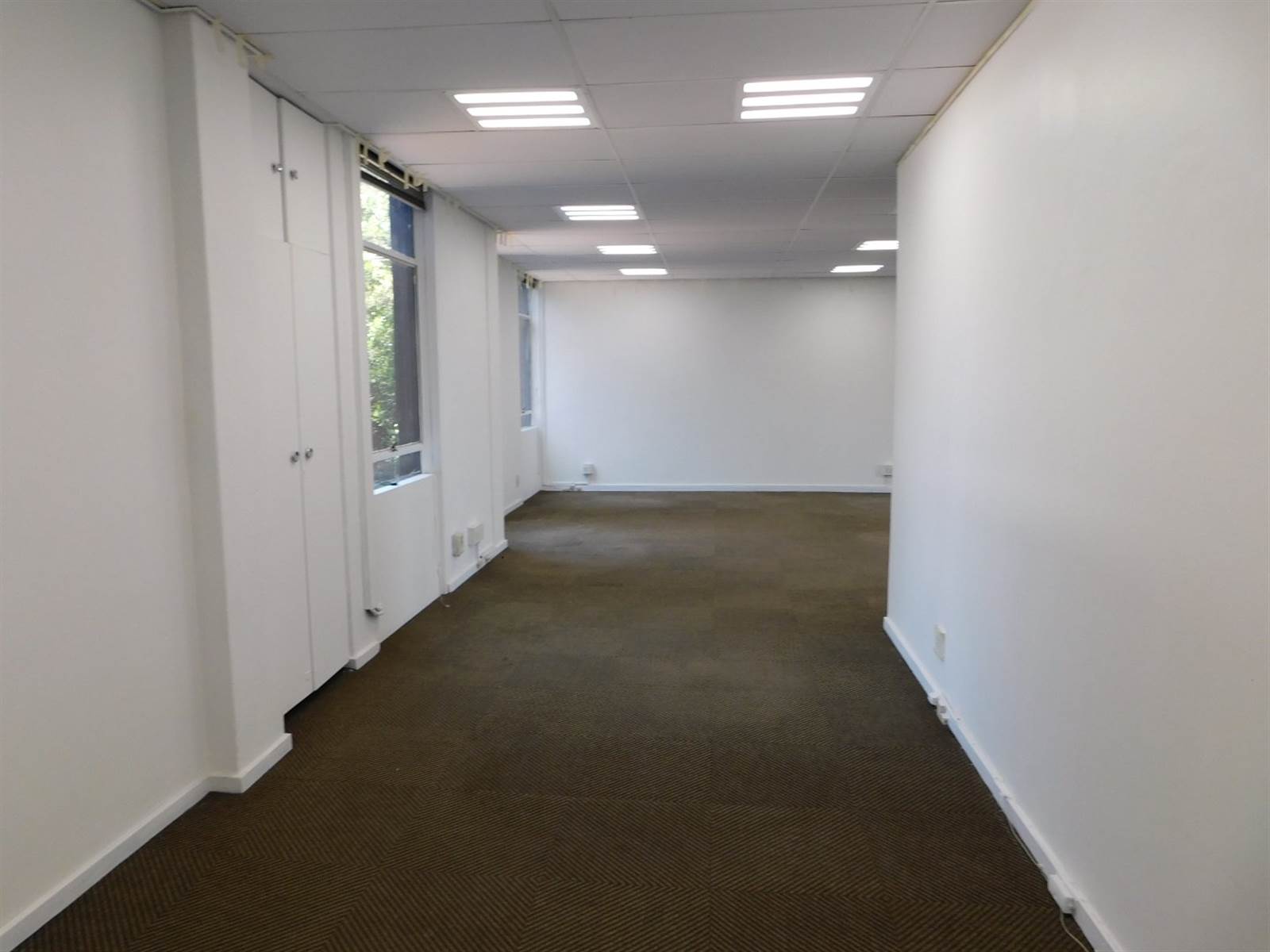 184  m² Office Space in Rosebank photo number 16