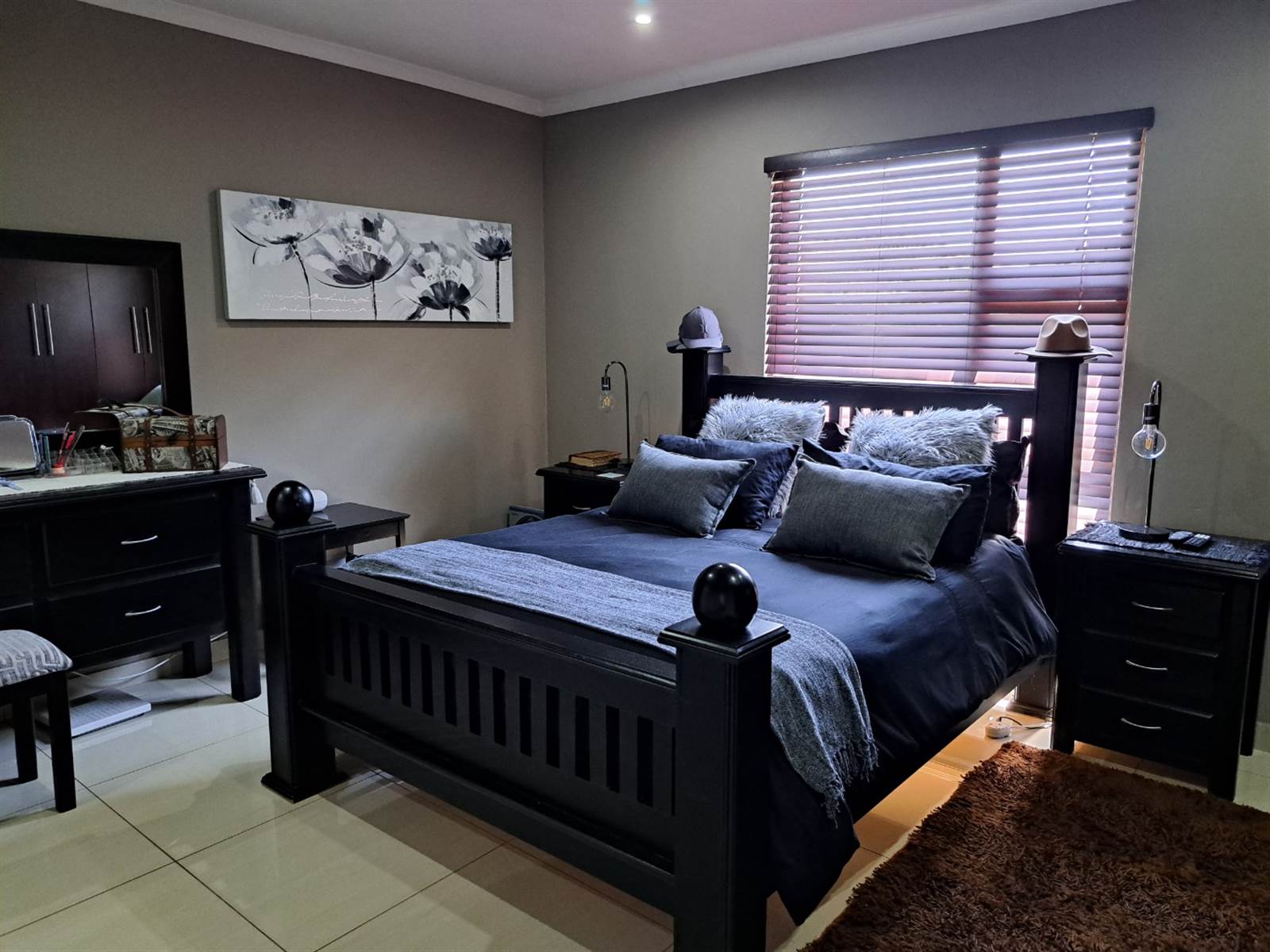 3 Bed Townhouse in Carletonville photo number 8