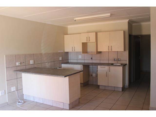 2 Bed Apartment in Kathu photo number 2